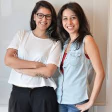 Genç kız, önce yüzünü gizlemeye çalıştı, sonra çaresizce kendini olayların seyrine bıraktı. Ahmet Hakan In Sevgilisi Gazeteci Nebahat