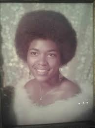 She was such a good mother, painter and later business woman and now she  became the best grandma in my sims world! Even with the long lived trait  her days are now