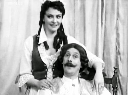 TVR 2 a redifuzat "Hanghița" cu Dana Dogaru / Yorick
