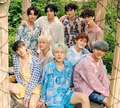 The group has 10 members: Pentagon Bataclan