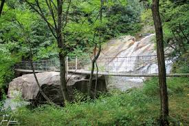 Caratteristiche del parco le cascate dell´acquafraggia costituiscono un complesso naturale imponente. Cascate Dell Acquafraggia Itinerario Tra Le Cascate Della Valchiavenna