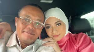 Dengan durasi selama dua puluh detik, dengan judul 'video syur 20 detik,! Nathalie Holscher Buka Suara Soal Isu Video Syur 20 Detik Nyebarin Hoaks Tapi Enggak Ada Buktinya Showbiz Liputan6 Com