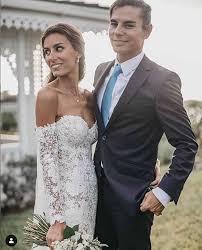 Optimista, inquieto, perfeccionista, amante del deporte y, además, cantante julio iglesias jr. Julio Jose Asi Le Ha Felicitado Ana Boyer Por Su Cumpleanos