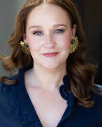 Amelia Mcfarlane's Instagram, Twitter & Facebook