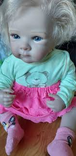 Pisike, ülinunnu tubli emme oma väikese Bettie-beebiga 🥰🥰 Aitäh, armas Jane  nii nunnude fotode eest!! 🥰 Nüüd jääme õuepilte ootama 🙈🙈😍😍🌷