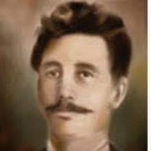 Larry Baez's Instagram, Twitter & Facebook