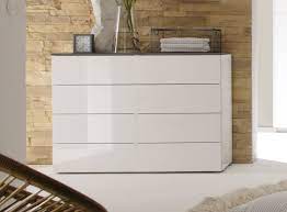 Schon Schlafzimmer Kommode Weiss Hochglanz Schlafzimmer Kommode Weiss Schlafzimmer Kommode Kommode Weiss Hochglanz Entdecke 104 anzeigen fuer schlafzimmer hochglanz weiss zu bestpreisen. schlafzimmer kommode weiss