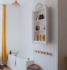 Maison Sollier Une Vaste Salle De Bain In 2020 Interior Corner Bookcase Home Decor