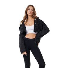 This is one of the few crop tops i like to wear. Veste En Jean Femme Noire Crop Top Effiloche Jean Spot Jean Spot La Mode En Jean Pour Tous
