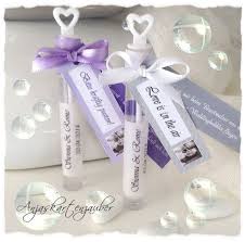 Weddingbubbles Hochzeits Seifenblasen Www Anjaskartenzauber Net Gastgeschenke Einladungen Schokoladen H Seifenblasen Hochzeit Hochzeit Gunstig Seifenblasen
