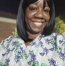 Man barks like a dog to scare away car thieves 😂😳