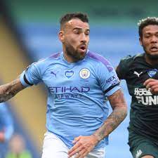 Otamendi não fez da derrota um detalhe irrelevante, mas também não esquece o respeito imposto ao barcelona e. City Subventioniert Otamendi