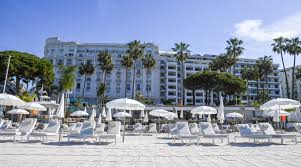 Croisette Beach Book Now Your Beach Club Sandbeds Com
