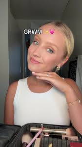 Daisy Perkins Makeup Tutorial