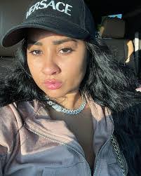 Toni Jeffries's Instagram, Twitter & Facebook