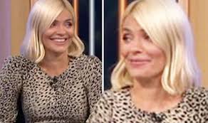 Upload, livestream, and create your own videos, all in hd. Holly Willoughby This Morning Presenter Left Red Faced Over On Air Camel Toe Blunder Celebrity News Showbiz Tv Express Co Uk