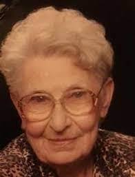 Florence Horner's Instagram, Twitter & Facebook