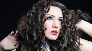 يتبع العرب منذ القدم التقويم القمري ، وجعل المسلمون الأوائل السنة الهجرية سنةً قمرية. Ø£Ø³Ù…Ø§Ø¡ Ø§Ù„Ù…Ù†ÙˆØ± Ù…Ø´Ø§Ù‡ÙŠØ±