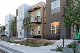 Recordamos os grande êxitos de quim barreiros e preparámos algumas surpresas para o artista! Abqgahp Casa Feliz