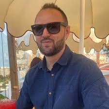 Architecture & Design added a new photo — with 𝐆𝐚𝐫𝐢𝐤  𝐆𝐇𝐚𝐳𝐚𝐫𝐲𝐚𝐧 𝐏𝐡𝐨𝐭𝐨𝐠𝐫𝐚𝐩𝐡𝐞𝐫 and 5 others.