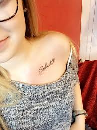 Pin By Jr On Tattoos Shoulder Name Tattoo Husband Tattoo Tattoos