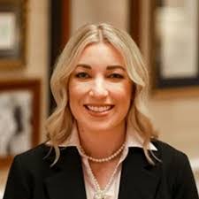 Stephanie Patton's Instagram, Twitter & Facebook