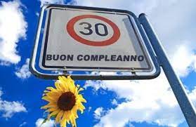 Auguri Buon Compleanno 30 Anni Divertenti Buon Compleanno 30 Buon Compleanno Auguri Di Buon Compleanno