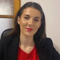 Nicole Constantin's Instagram, Twitter & Facebook