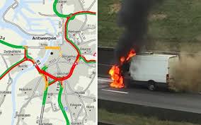 Je hebt minimaal 3 jaar ervaring in people management. Aanschuiven Op Antwerpse Ring Na Brand En Ongeval Probeer Omgeving Te Vermijden De Morgen