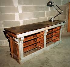 Ancienne Banque De Chocolatier Meuble De Metier Comptoir Annees 40 En Chene Lampe Jielde 2 Bras 50 S Meuble De Metier Mobilier De Salon Jielde