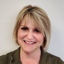 Diana Unger's Instagram, Twitter & Facebook