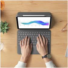 Customer Reviews Logitech Folio Touch Keyboard Case For Apple Ipad Pro 11 1st And 2nd Gen Graphite 920 009743 Best Buy
