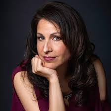 Margaret Deibel's Instagram, Twitter & Facebook