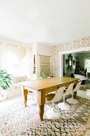 La Chaise Tulipe Embleme Du Design Des Annees Cinquante Archzine Fr Chaise Tulipe Interieur Design Table Salle A Manger