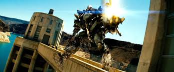 With hailee steinfeld, jorge lendeborg jr., john cena on the run in the year 1987, bumblebee finds refuge in a junkyard in a small california beach town. Starscream Transformers Movie Wiki Fandom