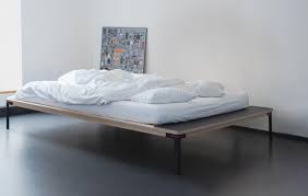 Die gesamte betten kollektion von moormann® originalware schnelle lieferung versand gratis. Seiltanzer Bett Designermobel Architonic