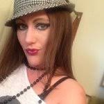 Jessica Kynaston's Instagram, Twitter & Facebook