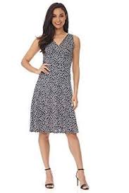 Flattering Dresses For Thick Waist Flattering Dresses Spring Outfits Casual Fashion