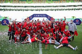 A equipa feminina de futebol do sport lisboa e benfica terminou a temporada 2020/21 com a histórica conquista do campeonato nacional. Information Glorious Sl Benfica On Twitter Futebol Feminino Sport Lisboa E Benfica Campeao Nacional 2020 21