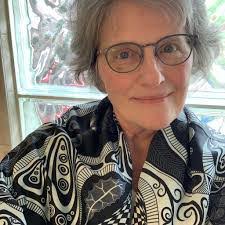 Dena Parker's Instagram, Twitter & Facebook