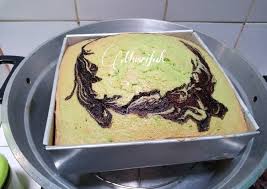 Bolu adalah kue idola di indonesia terlebih bolu panggang. Bagaimana Cara Membuat Bolu Pandan Panggang Yang Khas Di Rumah