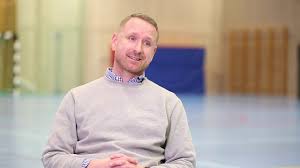 Ulf henrik ohlin är 48 år och bor i ett hus i delsbo. Pages Karlstad University