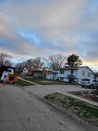 Gary here, representing Rexroad Tree Service. Looking for some job  opportunities to sustain my family (wife & three children). Kindly request  a free estimation by calling 402-215-1277.