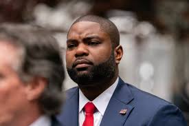 Byron Daniels's Instagram, Twitter & Facebook