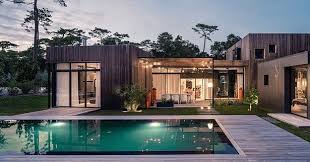Les 10 Plus Belles Maisons D Architectes De 2016 Maison Cry Atelier Delphine Carrere Palmares Maison Modern House Design House Styles Architecture
