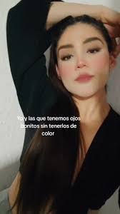 Vanessa Poteet's Instagram, Twitter & Facebook