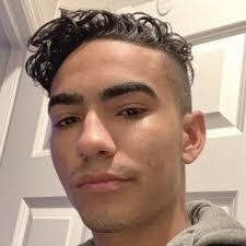 Royal Jackson's Instagram, Twitter & Facebook