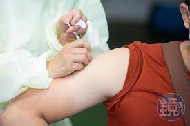 台灣三級警戒延長，詩肯門市防疫再加強 一起做好防疫，共同守護你我的家 #詩肯用心做防疫 #讓您來店好安心 #安心購物. Urqofe5foftidm