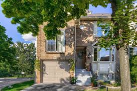 Dutchess terrace, 49beacon 84 метра. 61 4635 Regents Terrace Mississauga Zolo Ca