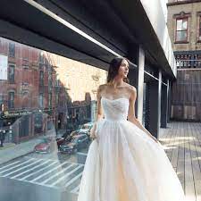 Monique lhuillier bellflower wedding dress ball gown size 6. Bliss By Monique Lhuillier Wedding Dresses By Season